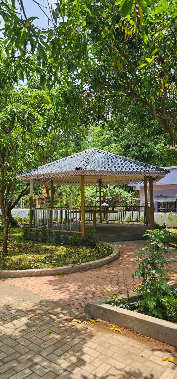 Garden gazebo — the outdoor dining and sitting area